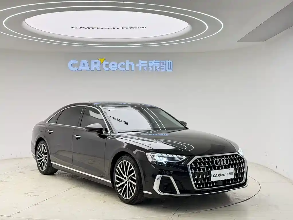 Audi A8 2023 — фото 3