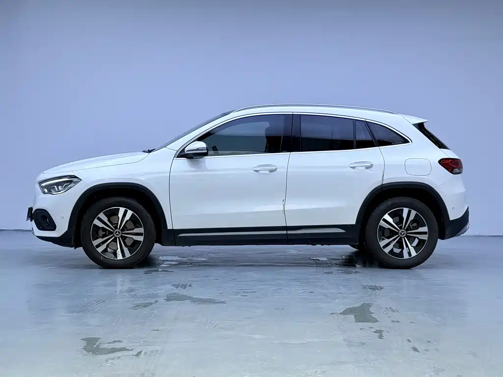 Mercedes-Benz GLA 2022 — фото 7