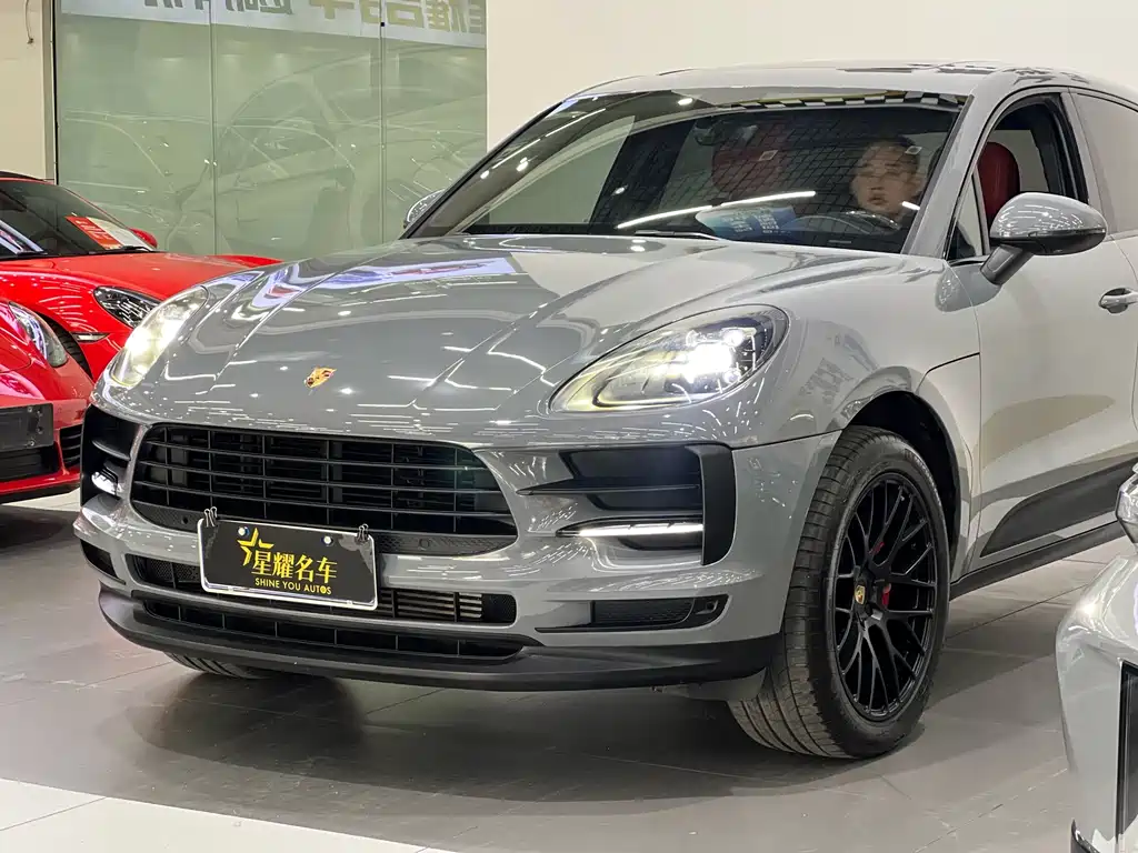 Porsche Macan 2019 — фото 9