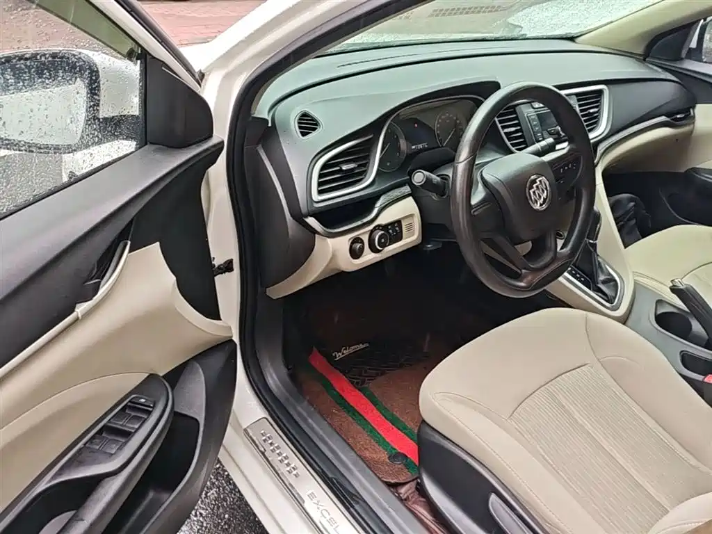 Buick Excelle 2017 — фото 16