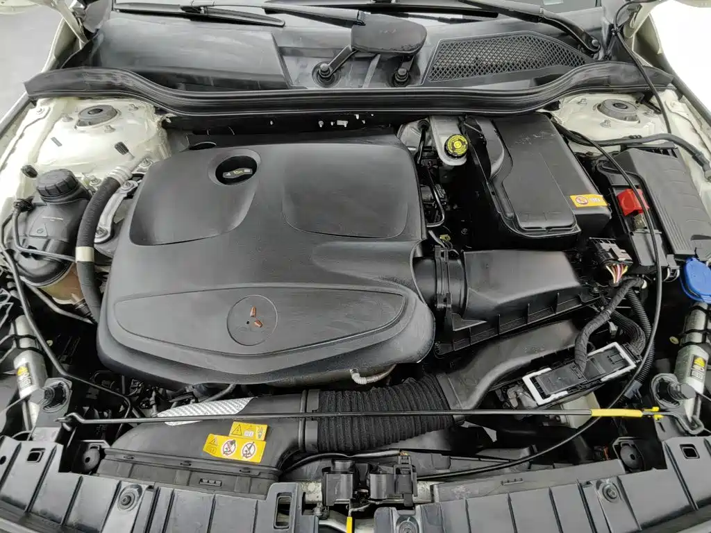 Mercedes-Benz GLA 2016