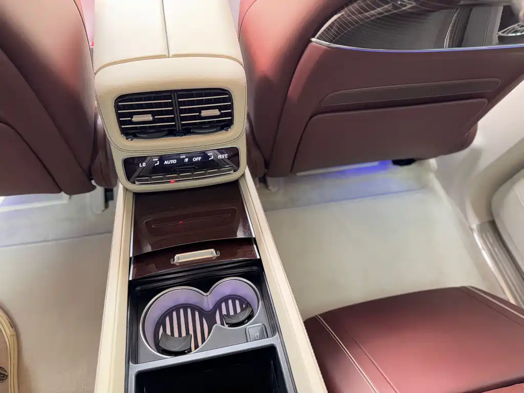 Mercedes-Benz GLS 2021 — фото 25