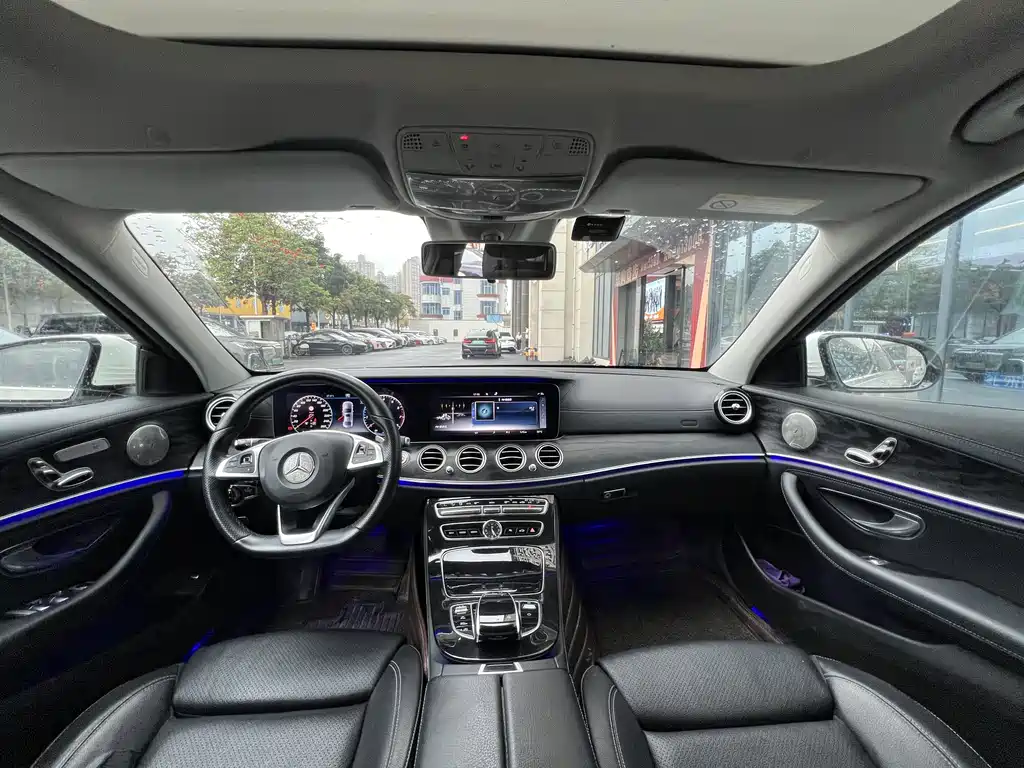 Mercedes-Benz E-Class 2017 — фото 10
