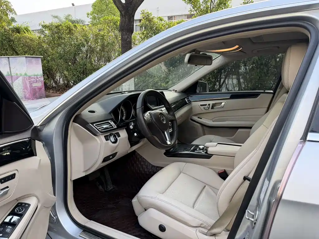 Mercedes-Benz E-Class 2014