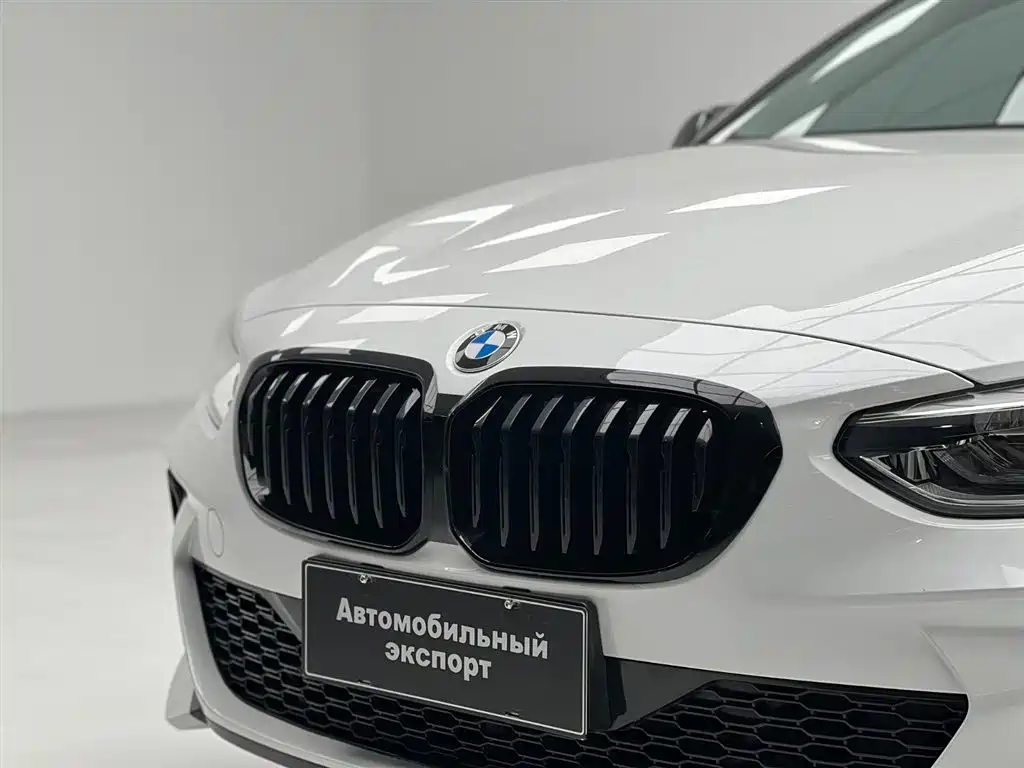 BMW 1 Series 2021