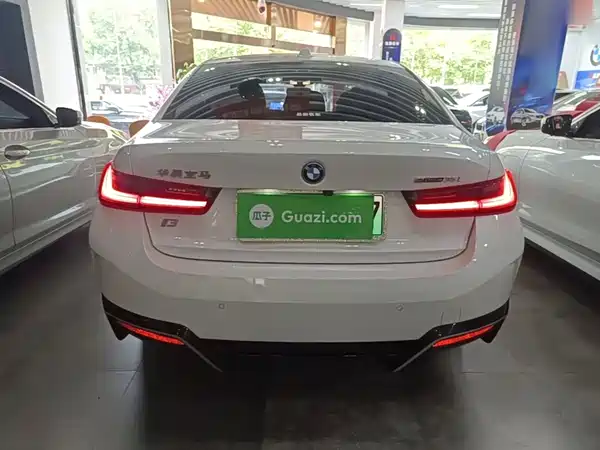 BMW i3 2023