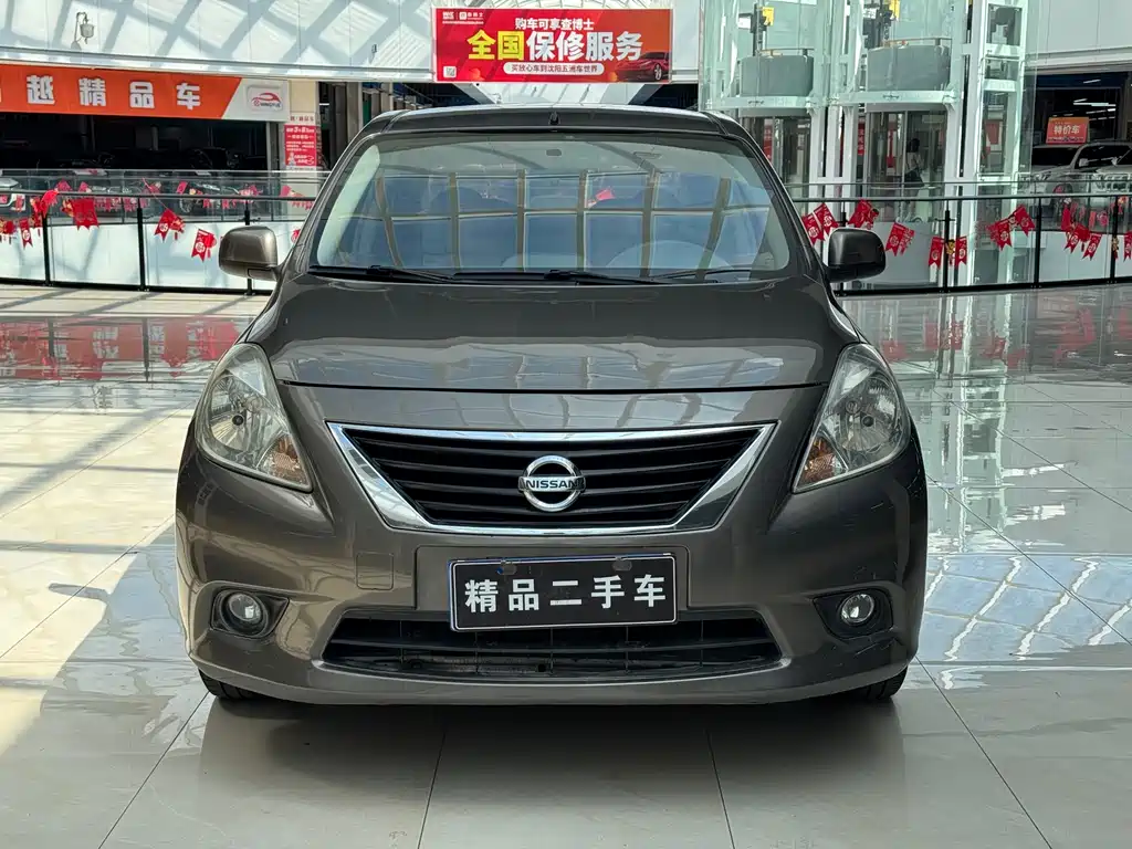 Nissan Sunny 2012 — фото 12