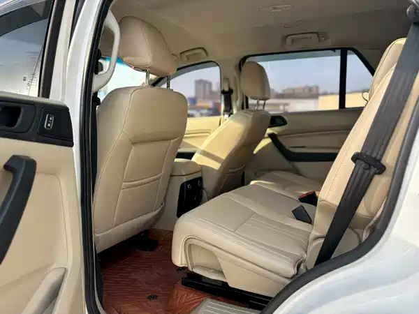 Ford Everest 2021