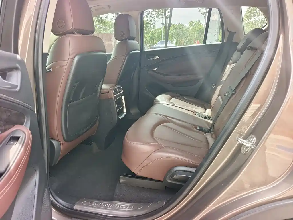 Buick Envision Plus 2016 — фото 9