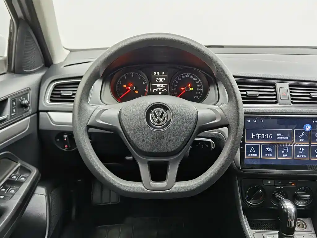 Volkswagen Gran Lavida 2016 — фото 11
