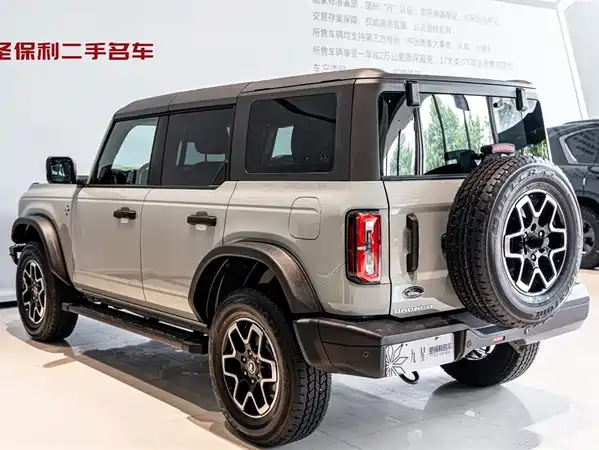 Ford Bronco 2024