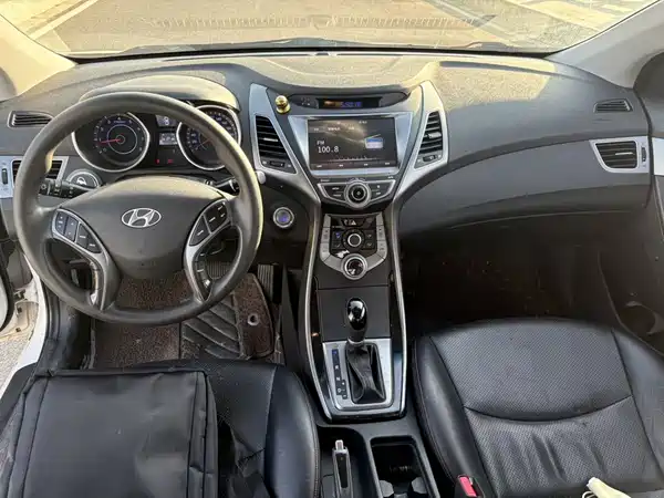 Hyundai Elantra Langdong 2017