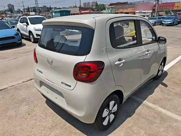 Wuling Hongguang MINIEV 2025