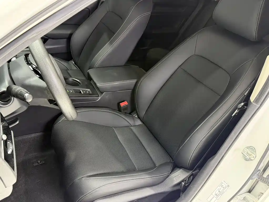 Honda Civic 2023 — фото 10