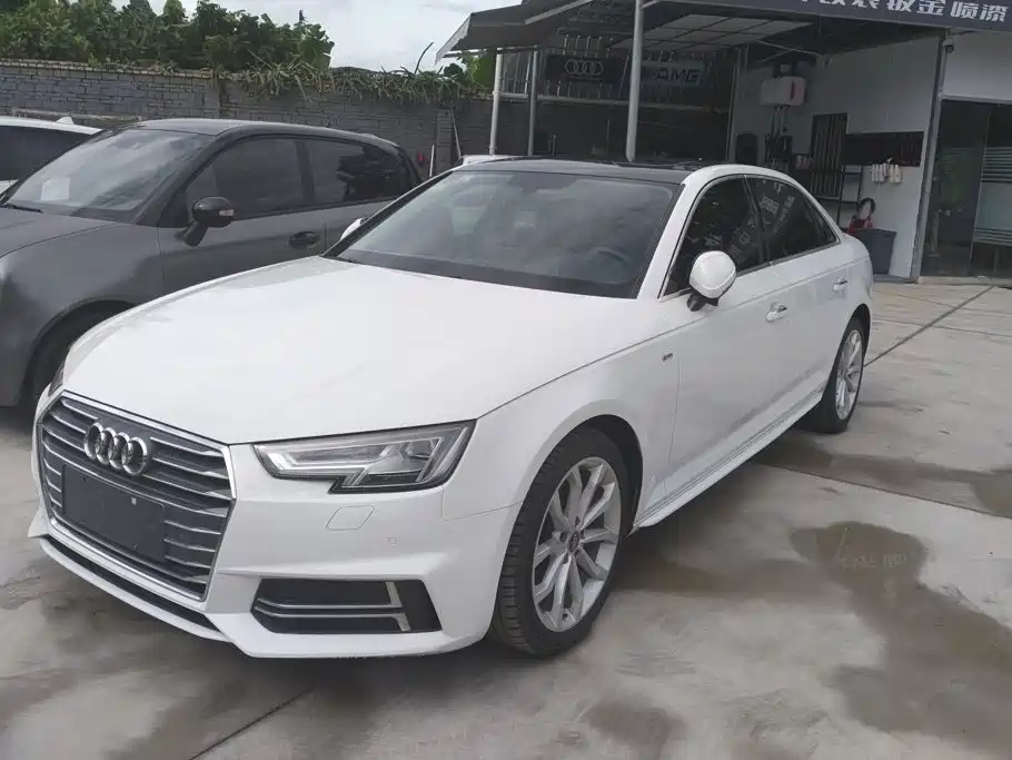 Audi A4L 2018