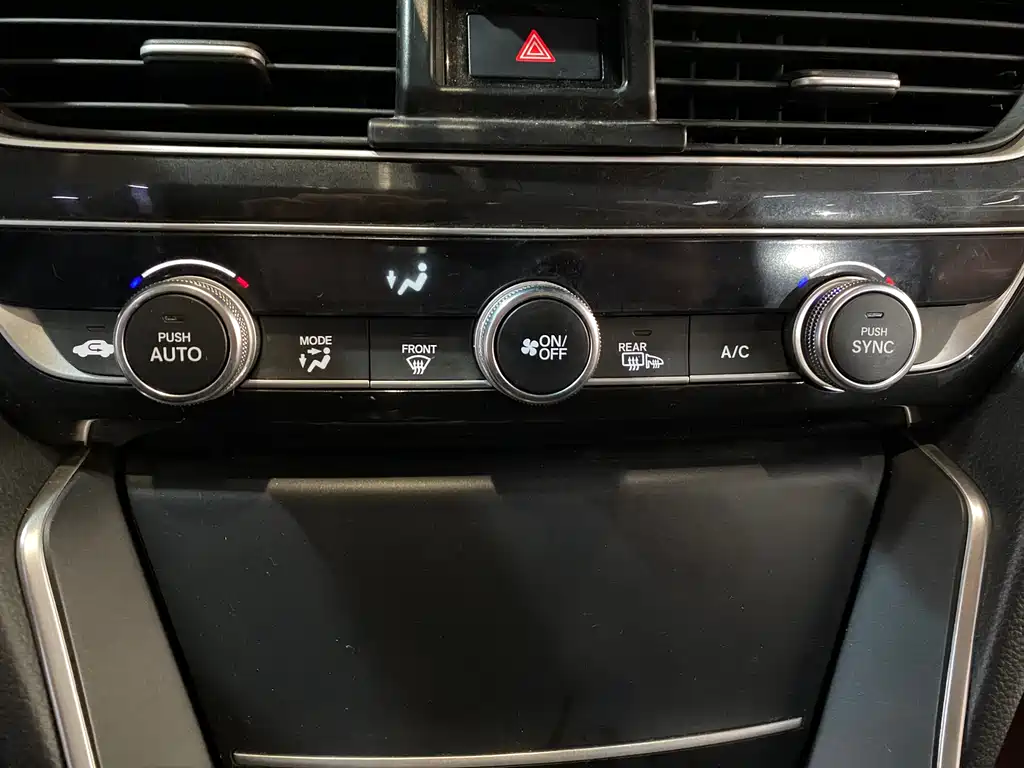 Honda Inspire 2020 — фото 12