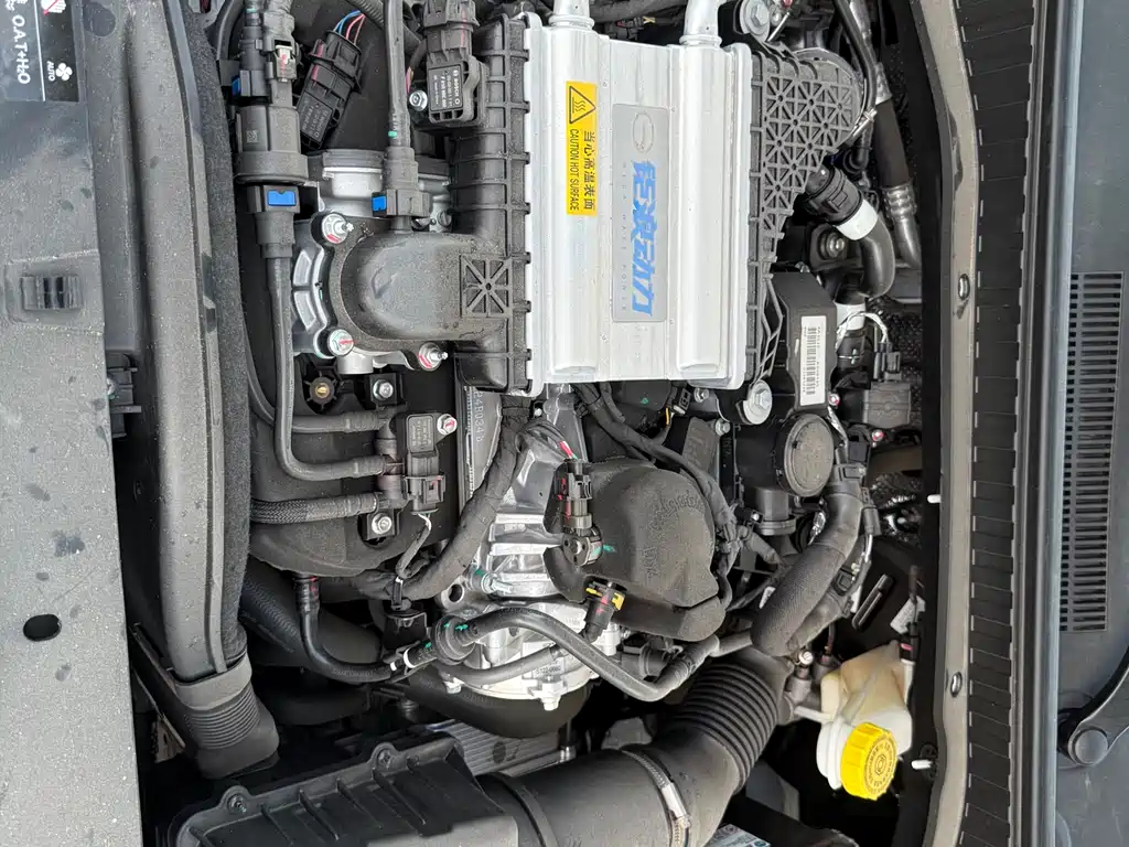 GAC Motor Trumpchi GS3 2025 — фото 18