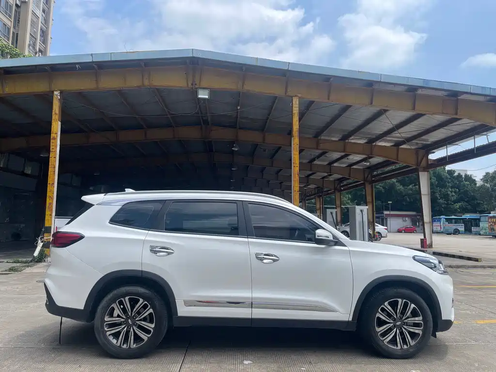 Chery Tiggo 8 2019 — фото 11