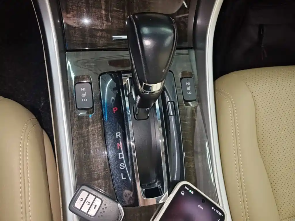 Honda Accord 2014 — фото 14
