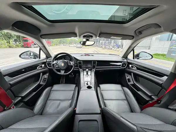 Porsche Panamera 2015