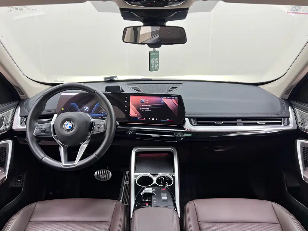 BMW X1 2024 — фото 24