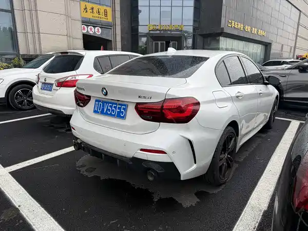 BMW 1 Series 2023