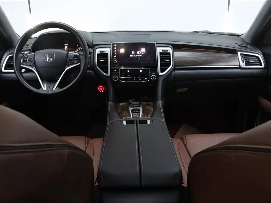 Honda UR-V 2017 — фото 26
