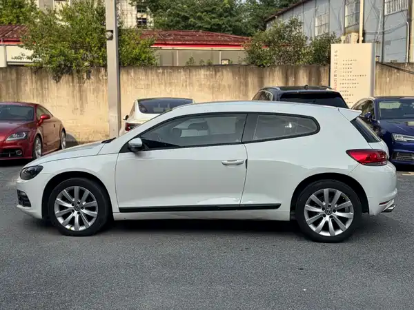 Volkswagen Scirocco 2013