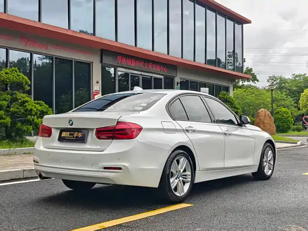 BMW 3 Series 2017