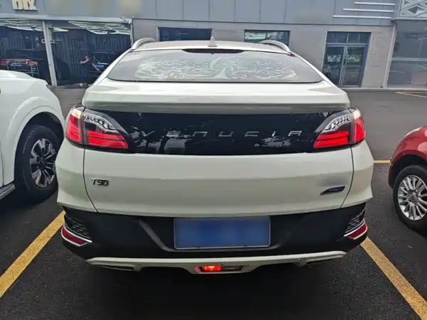 Venucia T90 2017