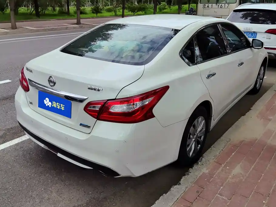 Nissan Teana 2018