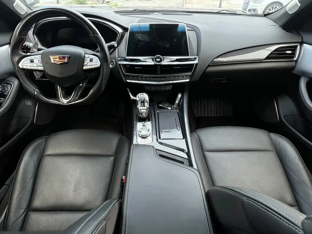 Cadillac CT5 2021 — фото 11