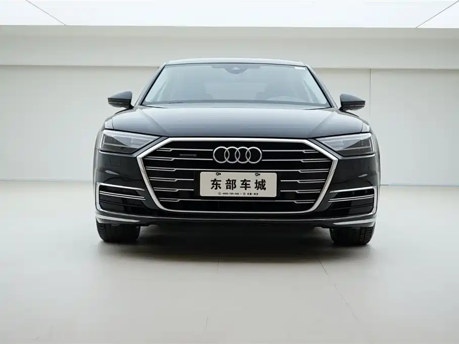 Audi A8 2022 — фото 2
