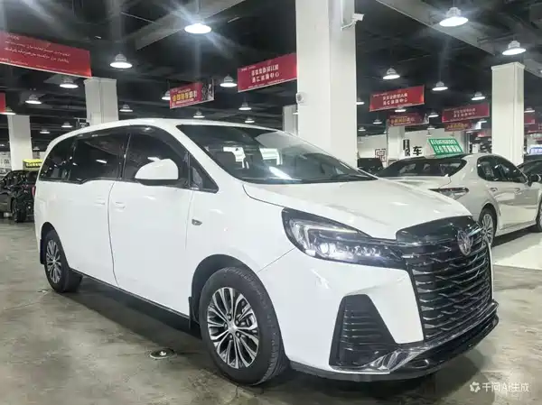 Buick GL8 2022
