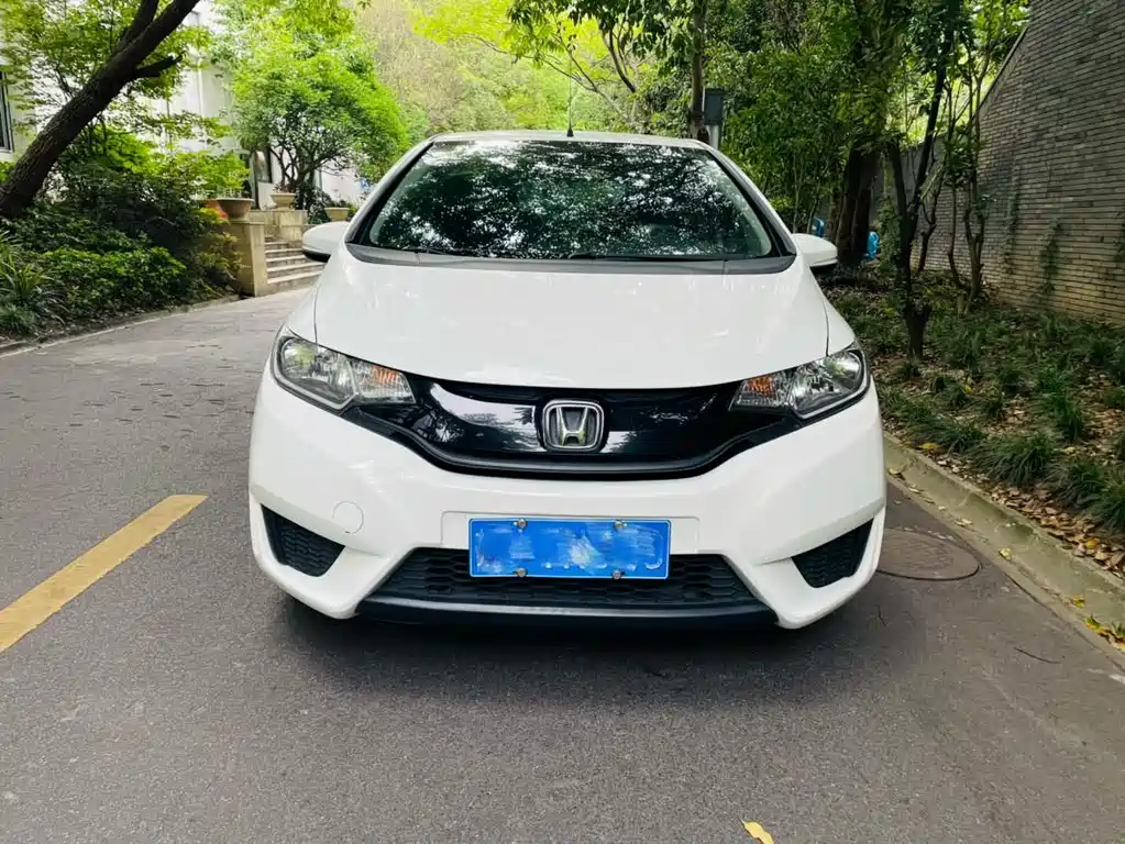 Honda Fit 2016 — фото 2