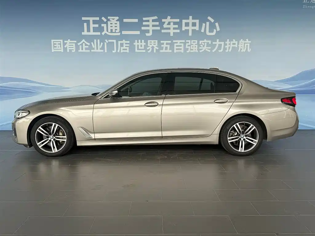 BMW 5 Series 2021 — фото 2