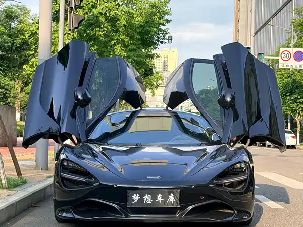 McLaren 720S 2019