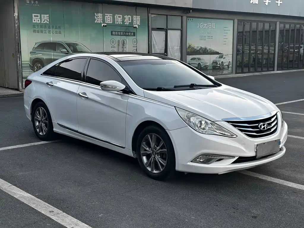 Hyundai Sonata 2014 — фото 3