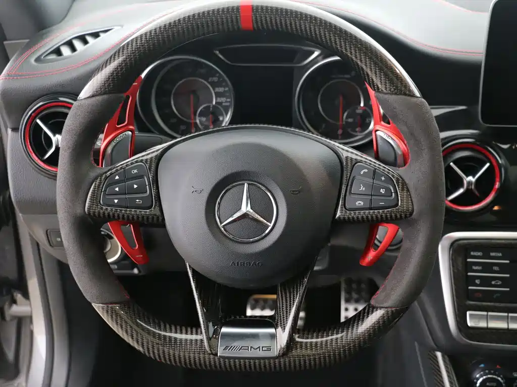 Mercedes-Benz CLA AMG 2019 — фото 8