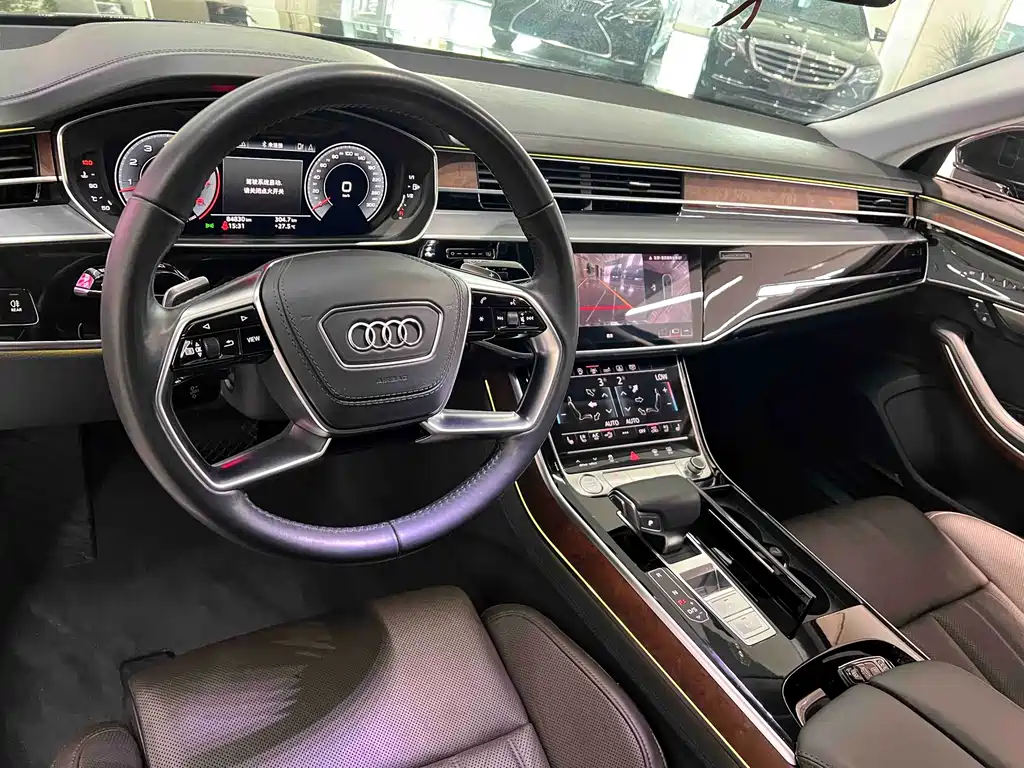 Audi A8 2020 — фото 5