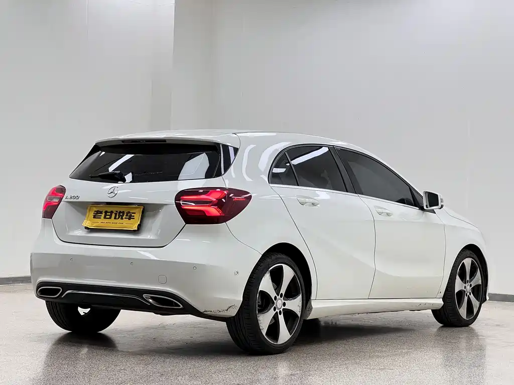 Mercedes-Benz A-Class 2017 — фото 7