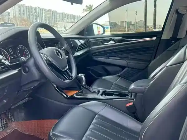 Volkswagen Passat 2021