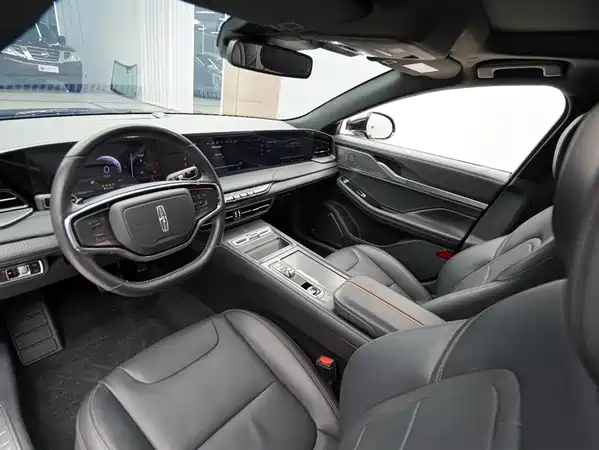 Lincoln Z 2022