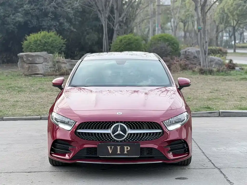 Mercedes-Benz A-Class 2022 — фото 2