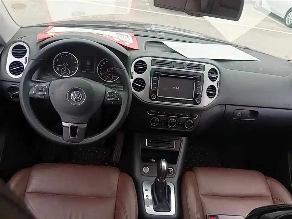 Volkswagen Tiguan 2015 — фото 10