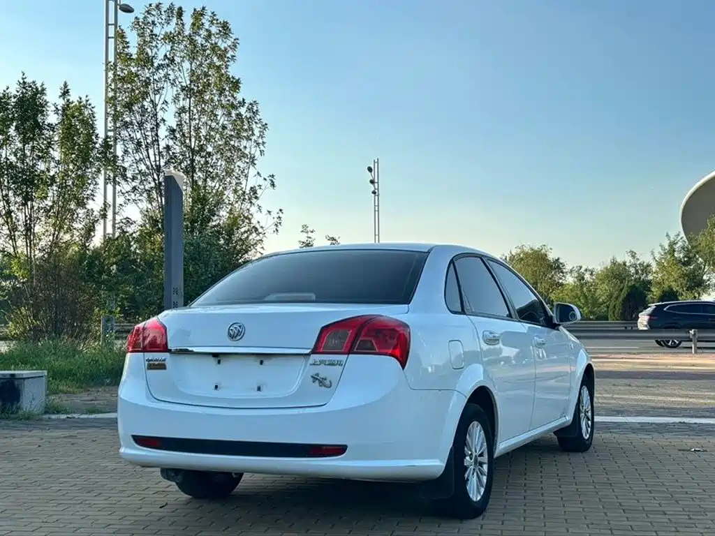 Buick Excelle 2016