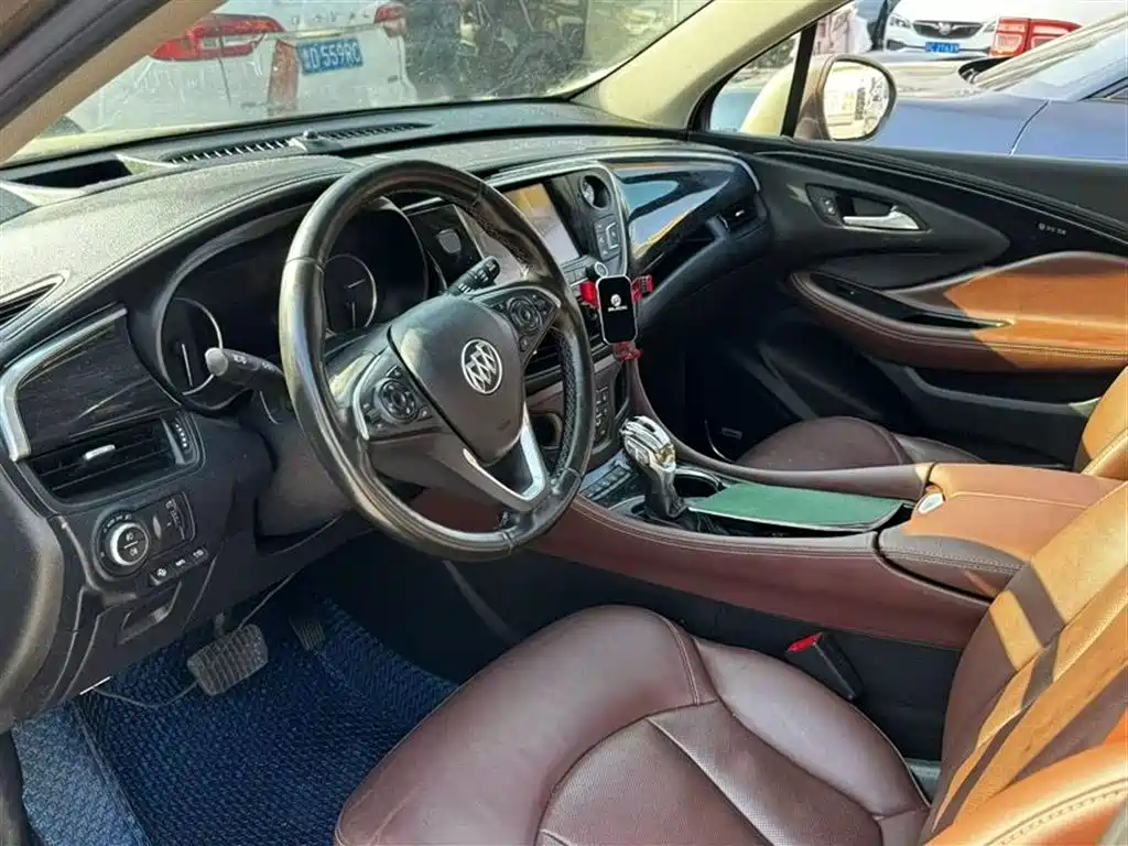 Buick Envision Plus 2019