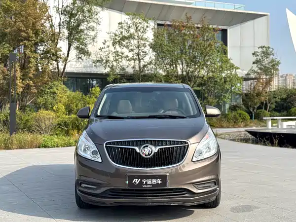 Buick GL8 2017