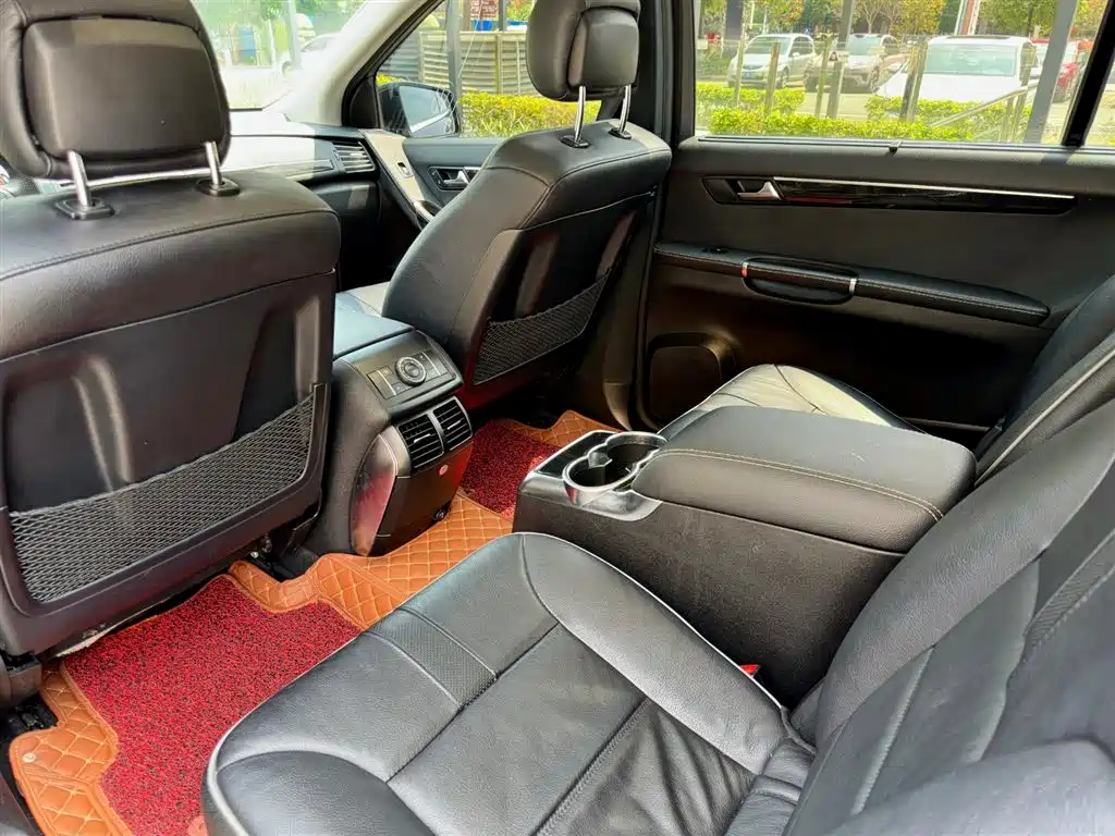 Mercedes-Benz R-Class 2015 — фото 14