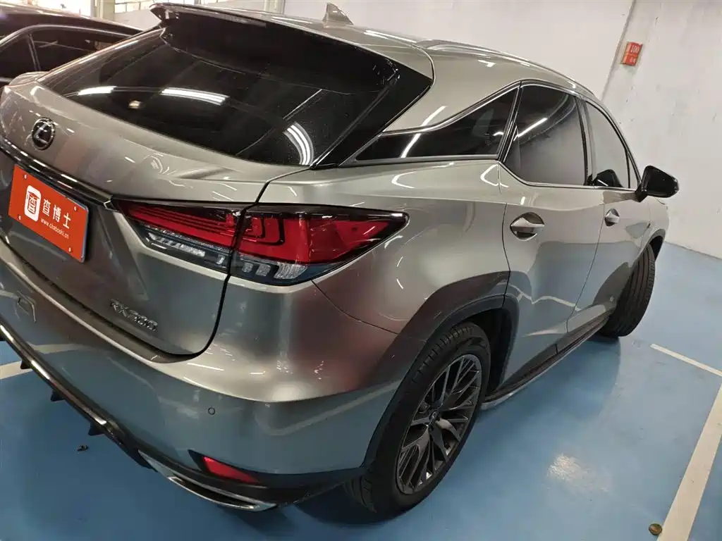 Lexus RX 2019 — фото 15